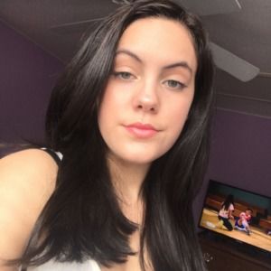 Meet your Posher, Alexia